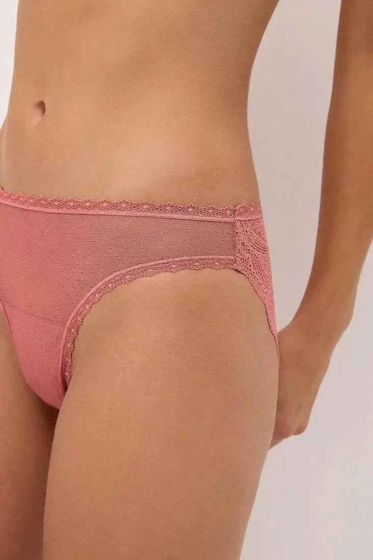 Coordinato reggiseno balconcino con ferretto e slip Ysabel Mora 10839