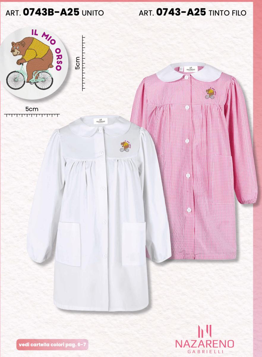 Grembiule asilo bambina bianco con abbottonatura centrale Nazareno Gabrielli ricamo Orso 0743 - Caos Intimo Donna - Uomo - Bambini - Casa - Nazareno Gabrielli