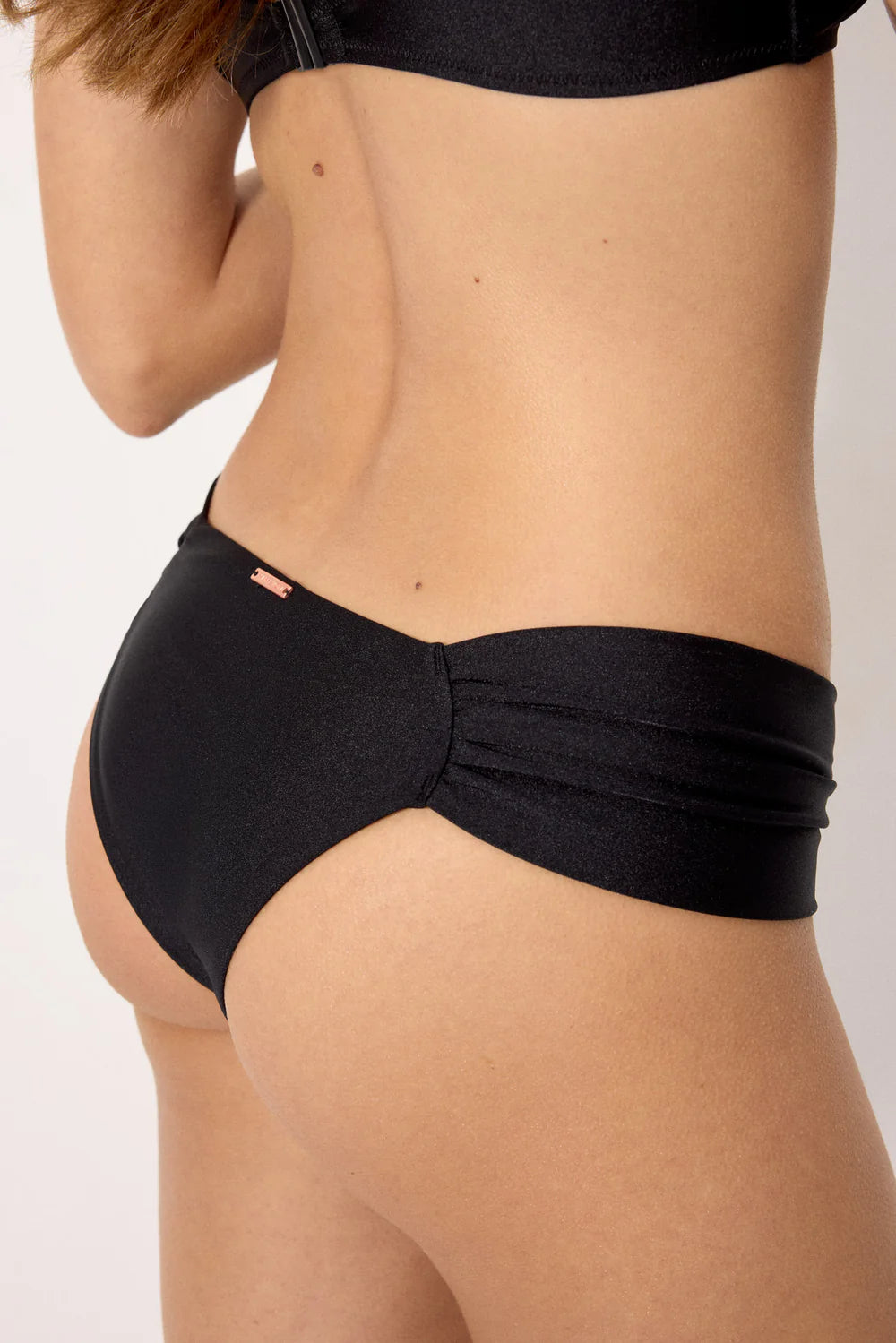 Costume da bagno donna bikini triangolo senza ferretto e slip brasiliana Ysabel Mora 83269
