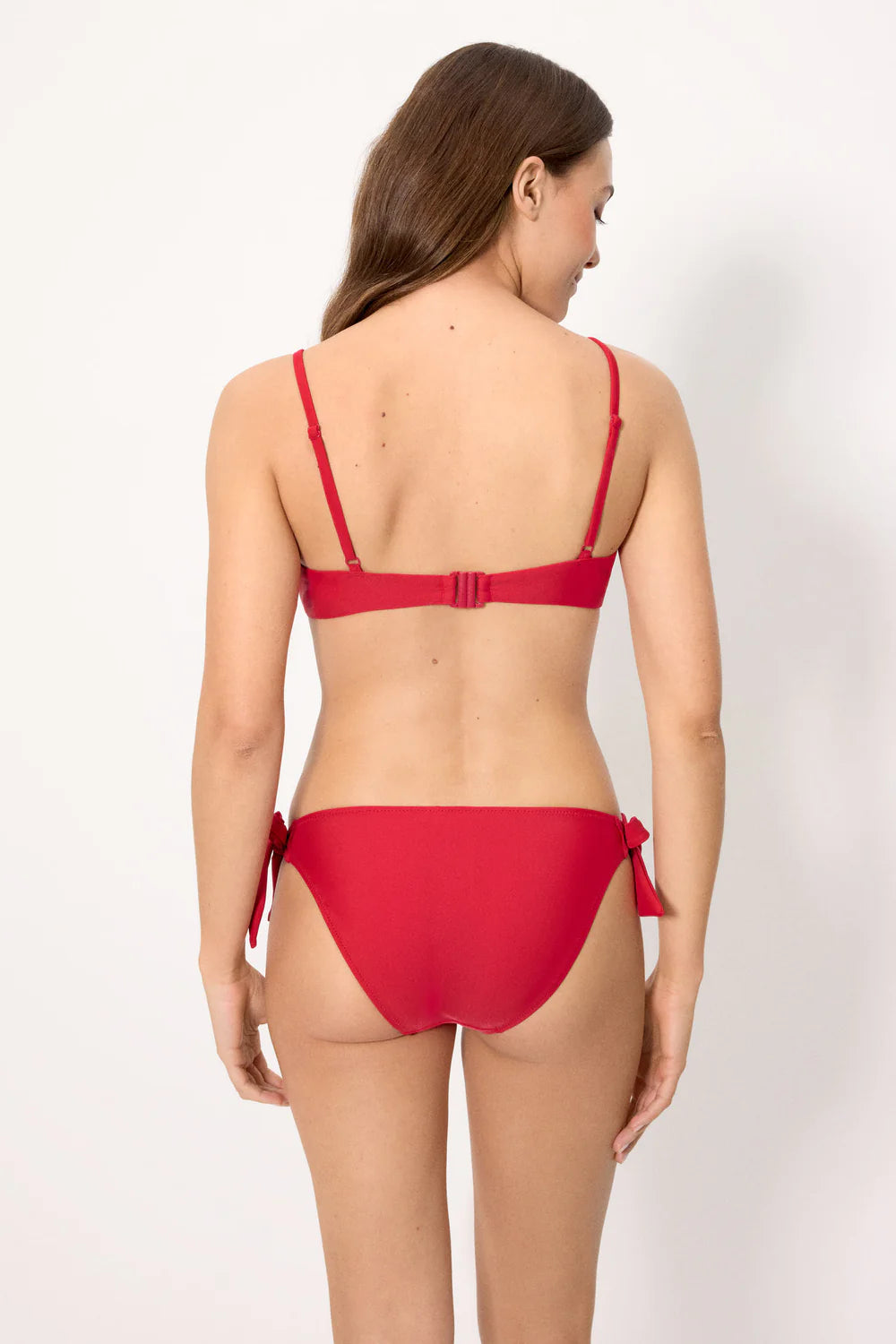 Costume da bagno donna bikini triangolo senza ferretto e slip tanga Ysabel Mora 83448