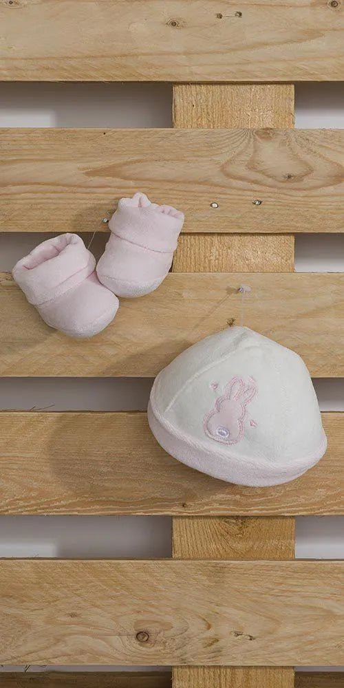 Cappellino con scarpette neonata in ciniglia Gary S7220