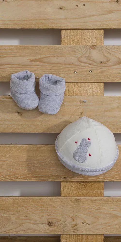 Cappellino con scarpette neonata in ciniglia Gary S7220