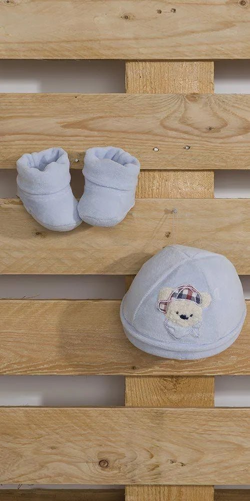 Cappellino con scarpette neonato in ciniglia Gary S7205