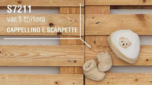 Cappellino con scarpette neonato in ciniglia Gary S7211
