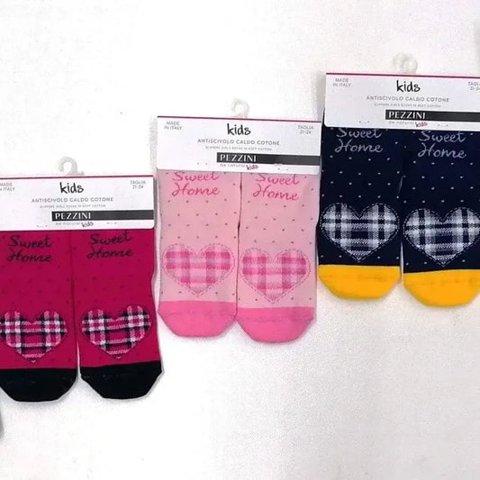Confezione da 6 paia di calze antiscivolo bambina Pezzini Kid's in caldo cotone GBS-PAI211800