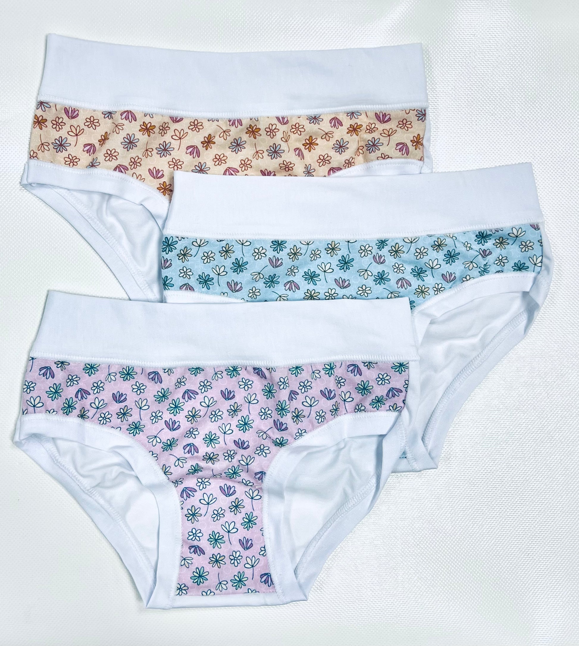 Confezione da 6 slip bambina in cotone bielastico Alvada B2002