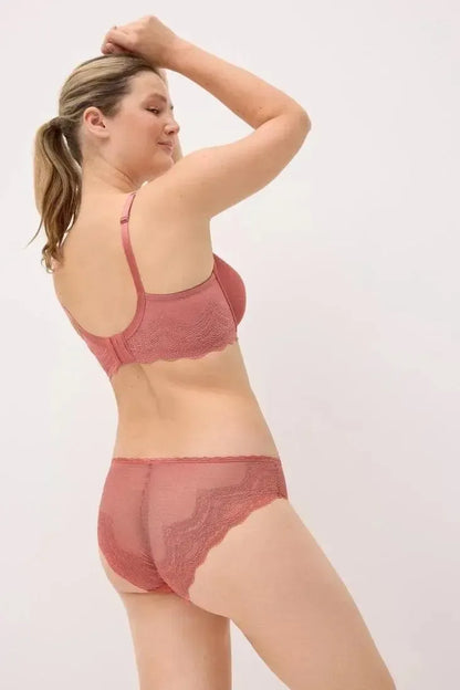 Coordinato reggiseno balconcino con ferretto coppa C e slip midi Ysabel Mora 10840