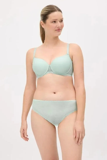 Coordinato reggiseno balconcino con ferretto coppa C e slip midi Ysabel Mora 10840