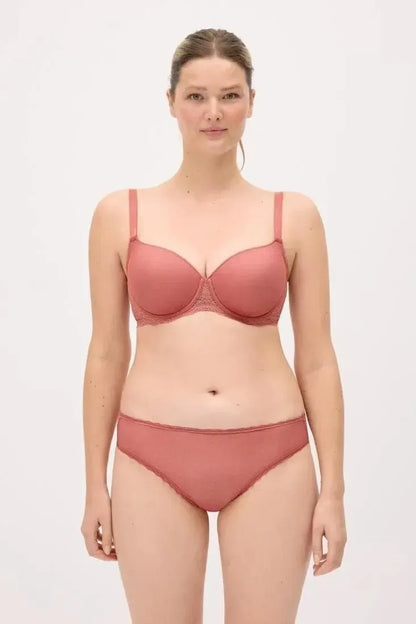 Coordinato reggiseno balconcino con ferretto coppa C e slip midi Ysabel Mora 10840