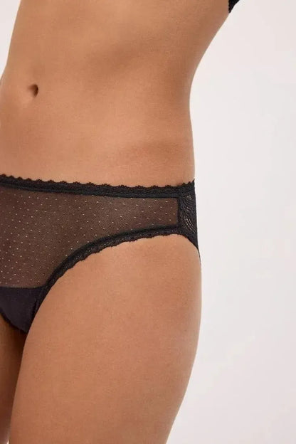 Coordinato reggiseno balconcino con ferretto e slip Ysabel Mora 10839