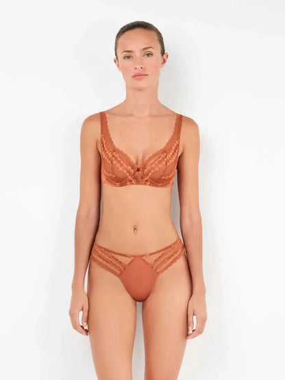 Coordinato reggiseno balconette con ferretto e brasiliana Gisela 10128