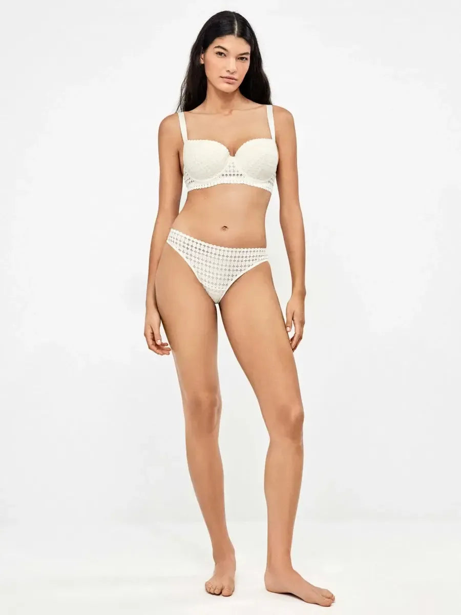 Coordinato reggiseno con ferretto e slip in coppa C Gisela 10158