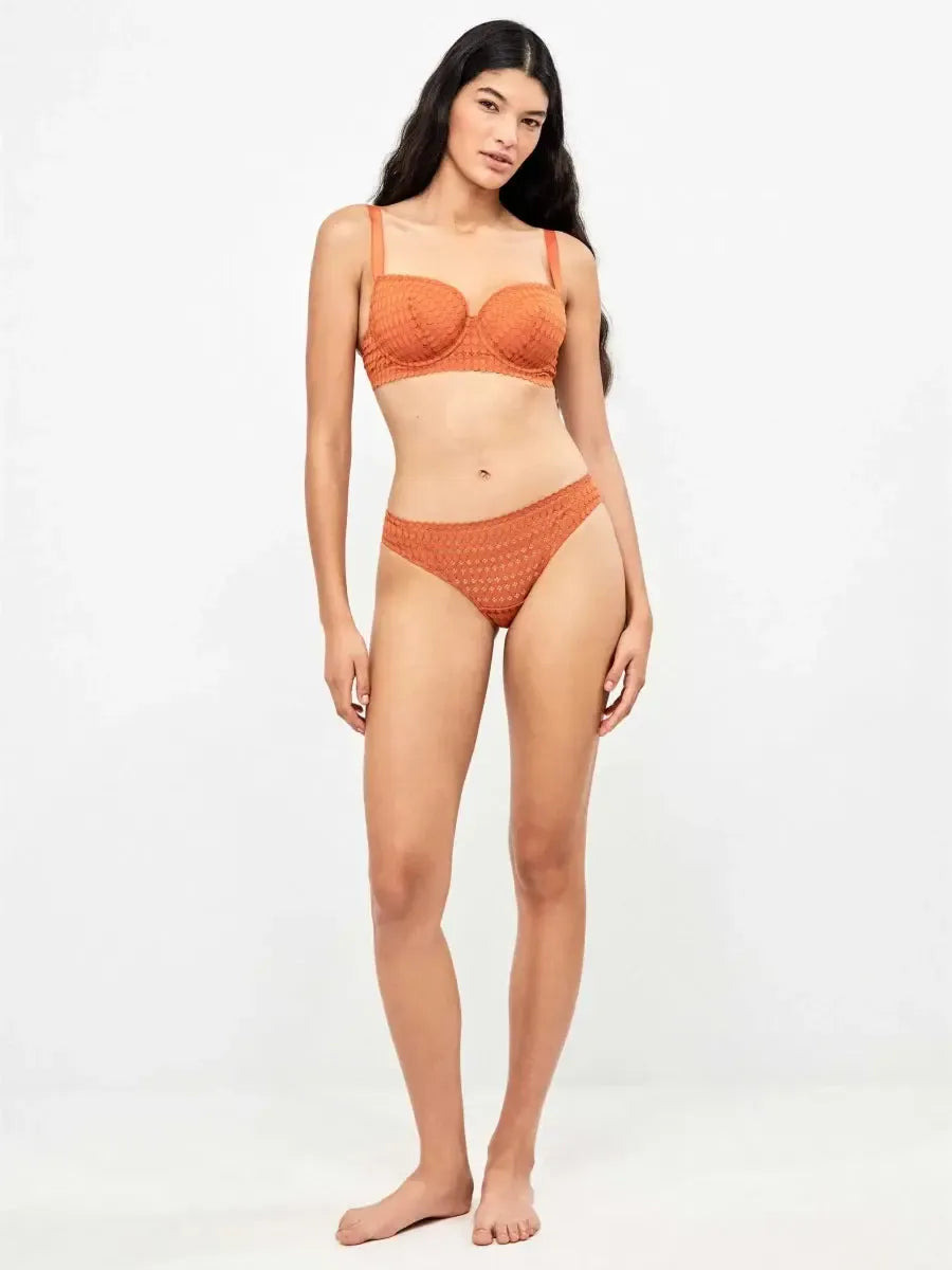 Coordinato reggiseno con ferretto e slip in coppa C Gisela 10158