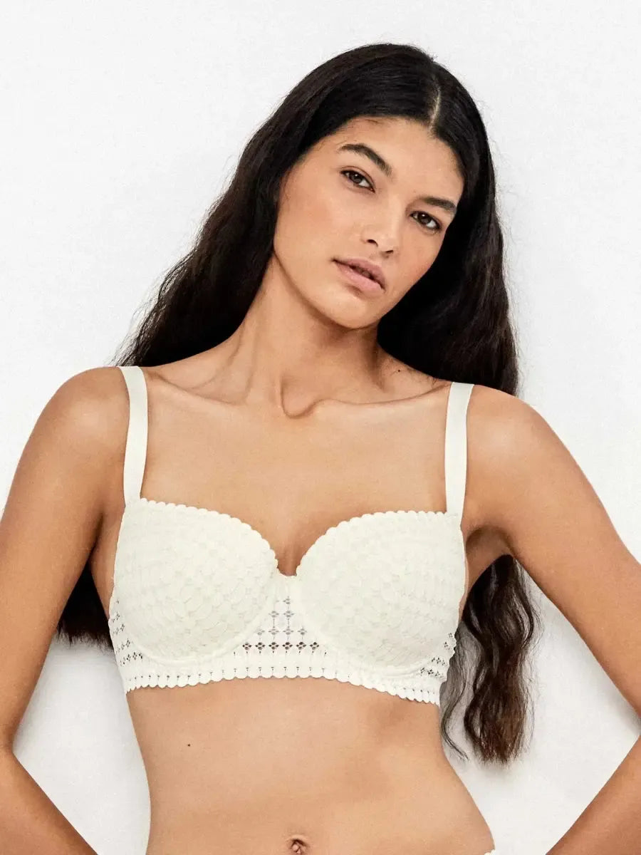 Coordinato reggiseno con ferretto e slip in coppa C Gisela 10158