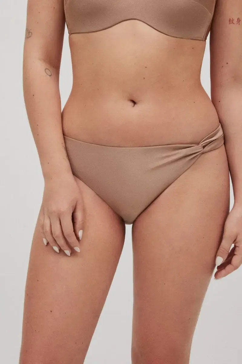 Costume da bagno donna bikini a fascia coppa C con ferretto e slip Ysabel Mora 82925