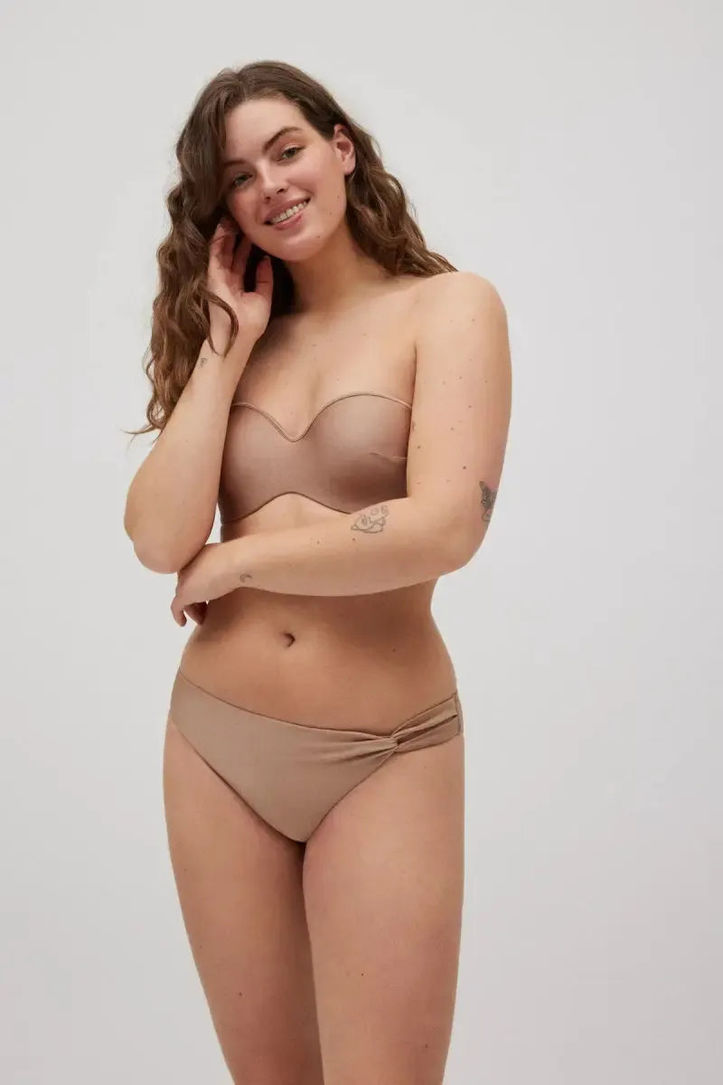 Costume da bagno donna bikini a fascia coppa C con ferretto e slip Ysabel Mora 82925