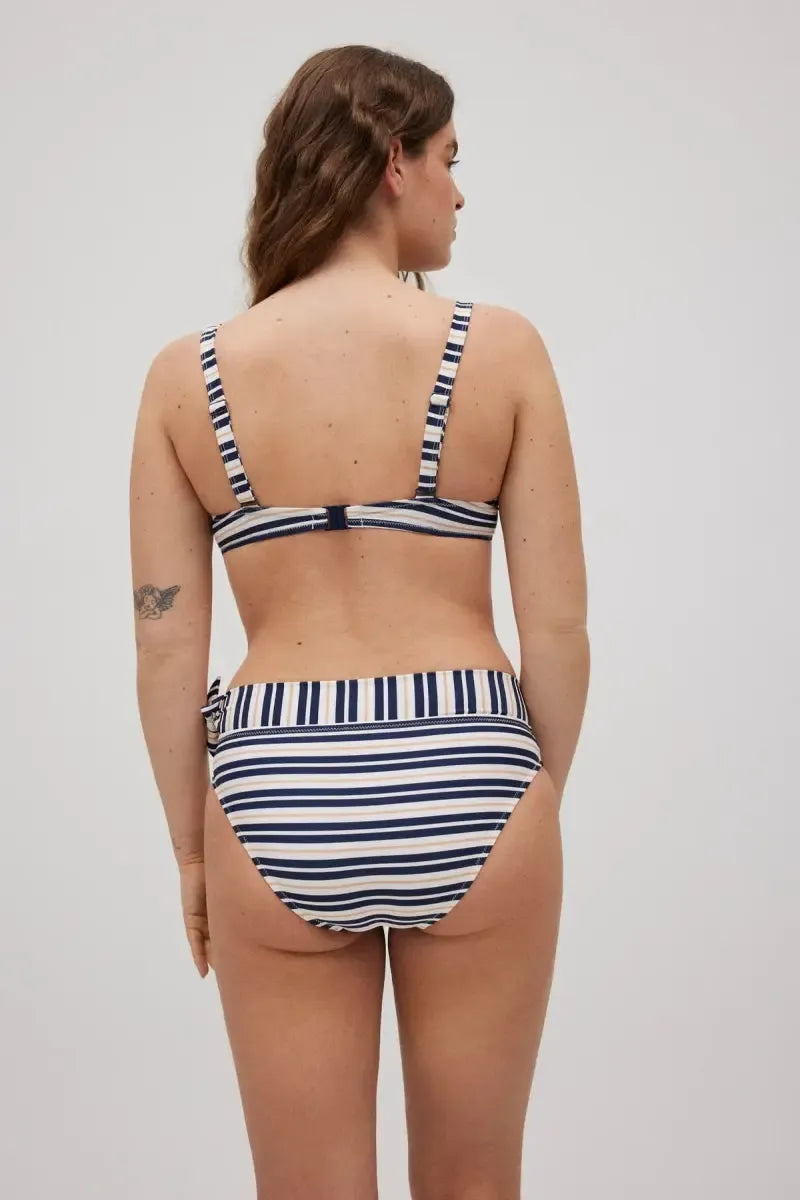 Costume da bagno donna bikini triangolo coppa C senza ferretto e slip midi Ysabel Mora 82935