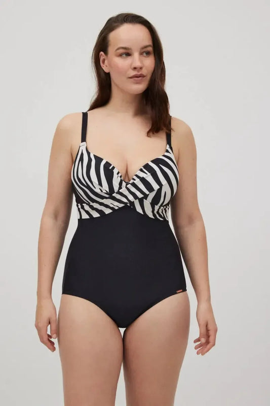 Costume da bagno donna intero modellante con ferretto coppa D Ysabel Mora 83078