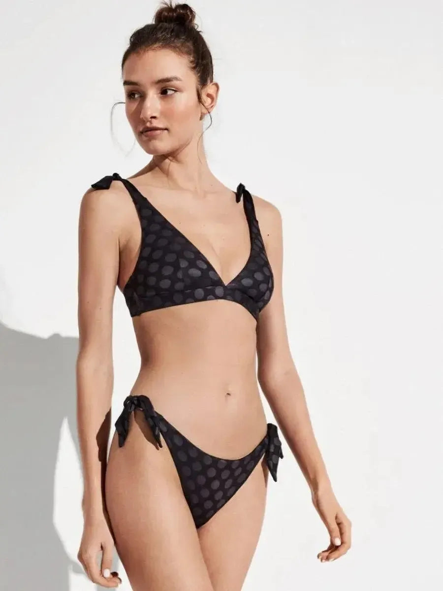 Costume da bagno donna top bikini a triangolo coppa B e slip mini Gisela 2/30003S
