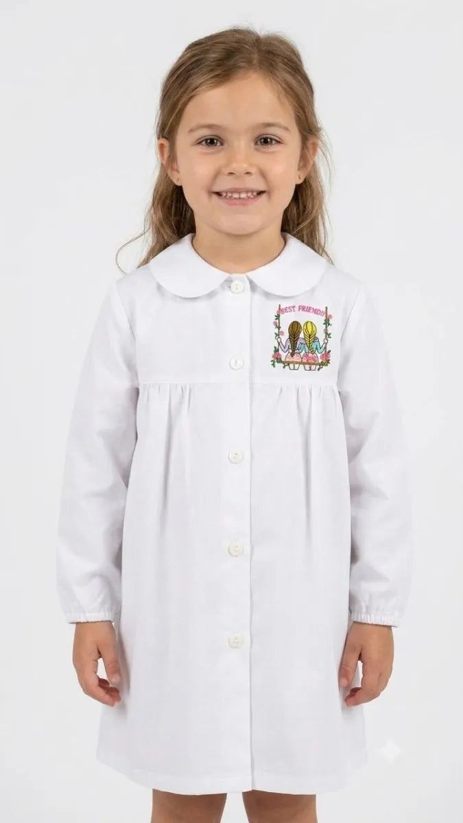 Grembiule asilo bambina bianco con abbottonatura centrale Nazareno Gabrielli ricamo Best Friend 0746A26