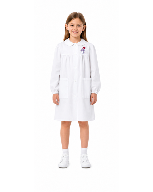 Grembiule asilo bambina bianco con abbottonatura centrale Nazareno Gabrielli ricamo Cuori 0747