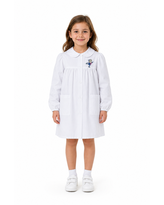 Grembiule asilo bambina bianco con abbottonatura centrale Nazareno Gabrielli ricamo Pattinaggio 0741