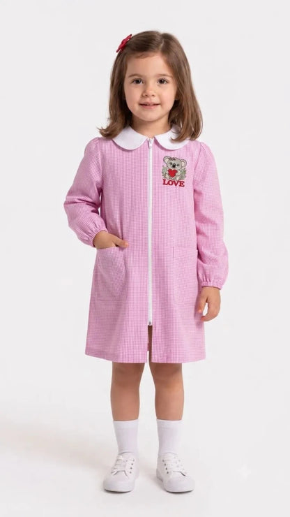 Grembiule asilo bambina quadretti rosa con Zip Nazareno Gabrielli ricamo Love 0752A26