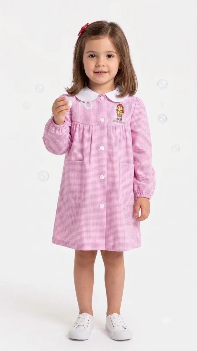 Grembiule asilo bambina quadretti rosa con abbottonatura centrale Nazareno Gabrielli ricamo Bubble 0743A26
