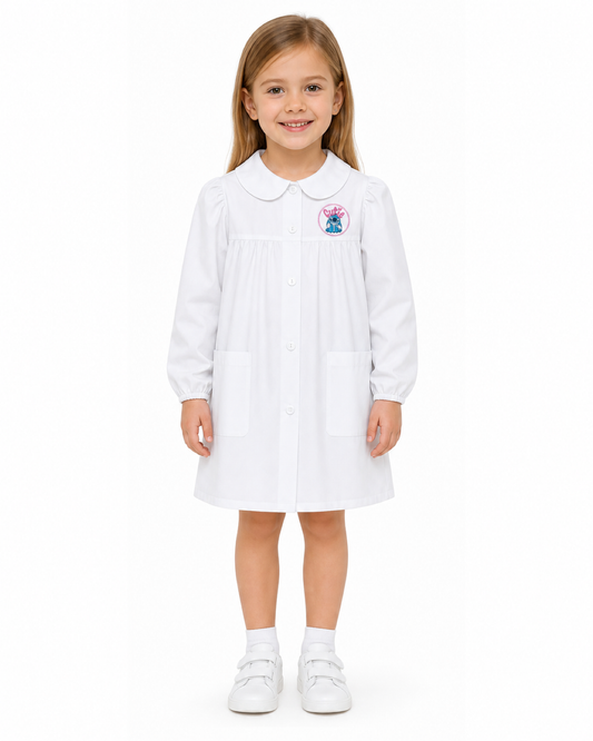 Grembiule asilo bianco bambina made in Italy con abbottonatura centrale Disney ricamo Stitch G107