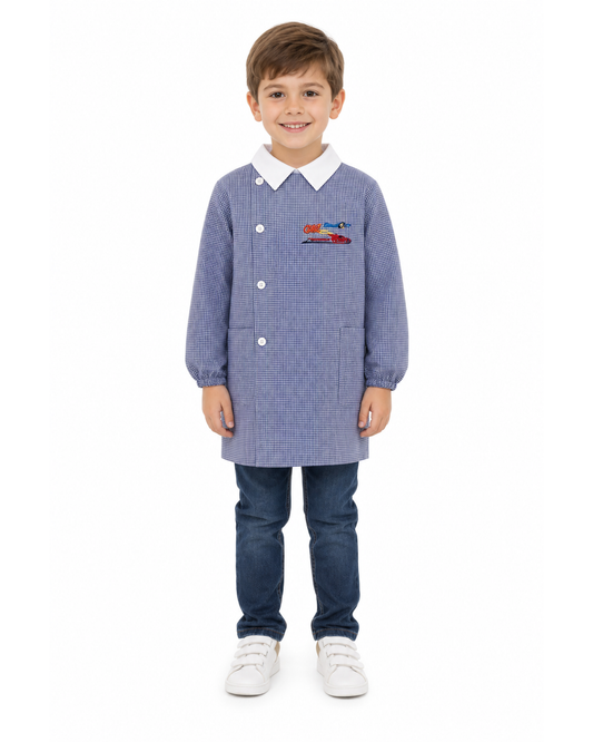 Grembiule asilo quadretti azzurri bambino con abbottonatura laterale Siggi ricamo Car 3888