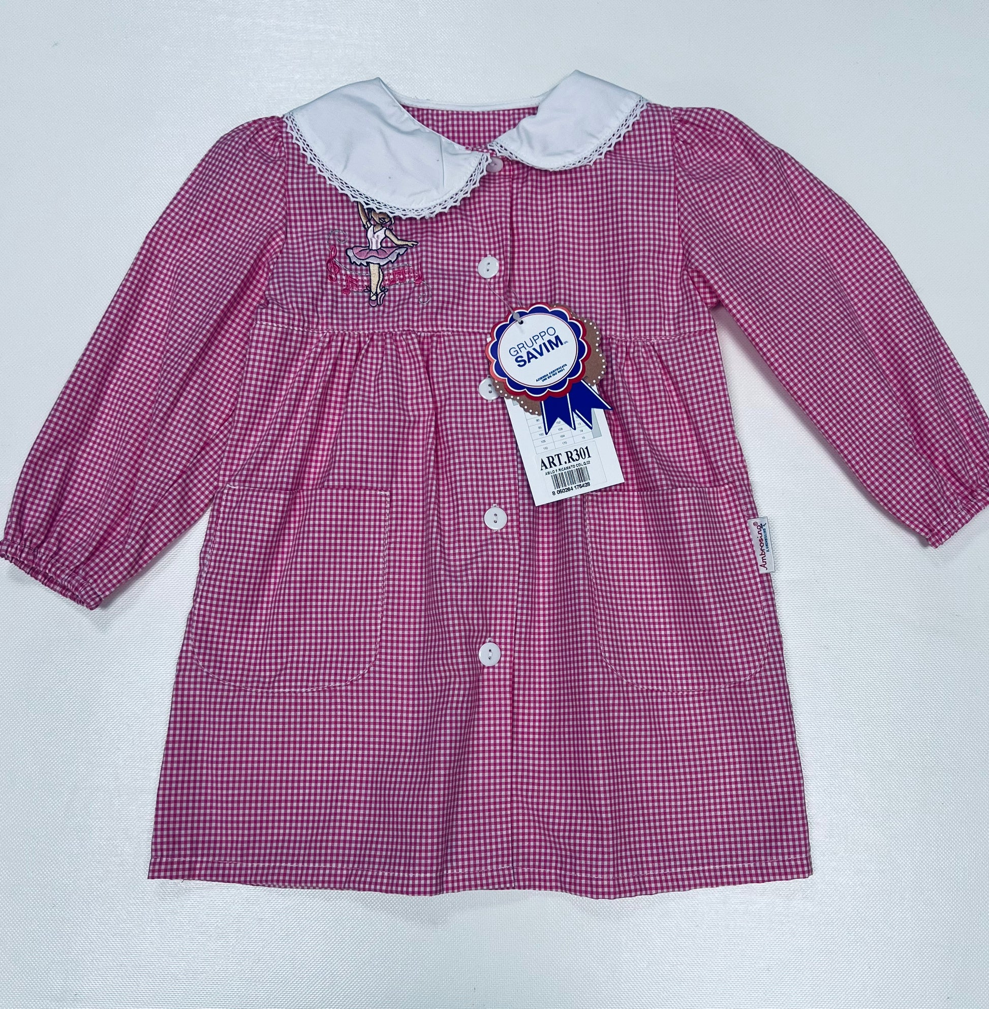Grembiule asilo quadretti rosa bambina con abbottonatura centrale Ambrosino ricamo Ballerina R301