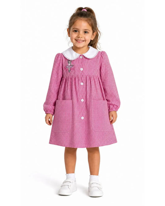 Grembiule asilo quadretti rosa bambina con abbottonatura centrale Ambrosino ricamo Ballerina R301