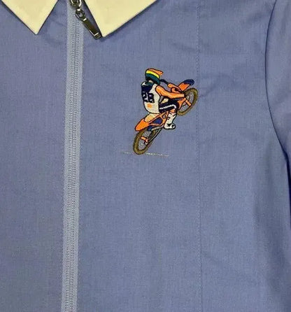 Grembiule con zip scuola elementare celeste bambino Siggi Made in Italy ricamo Motocross 3938