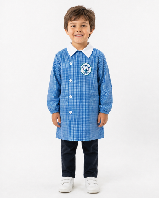 Grembiule quadretti azzurri asilo bambino con abbottonatura laterale Disney Stitch G307