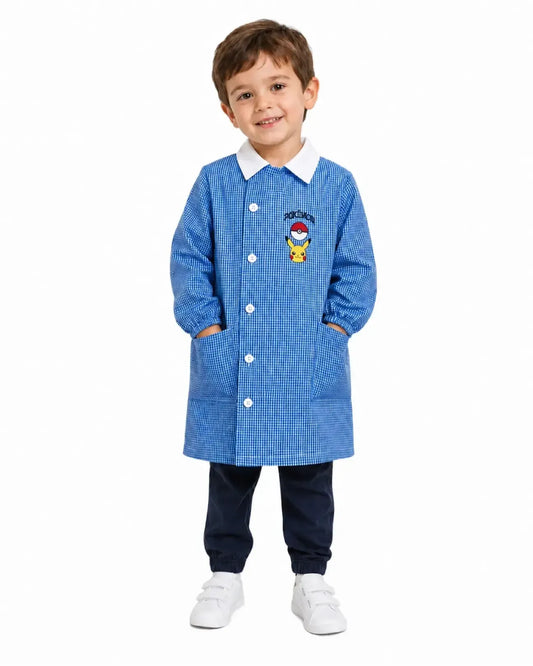 Grembiule quadretti azzurri asilo bambino con abbottonatura laterale Pokemon G301