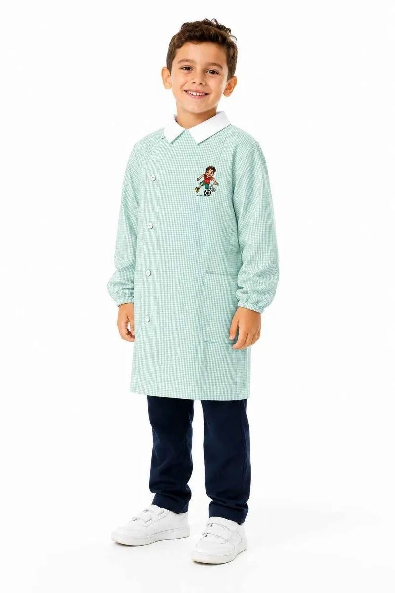 Grembiule quadretto verde asilo bambino con abbottonatura laterale Siggi ricamo Calcio 4344
