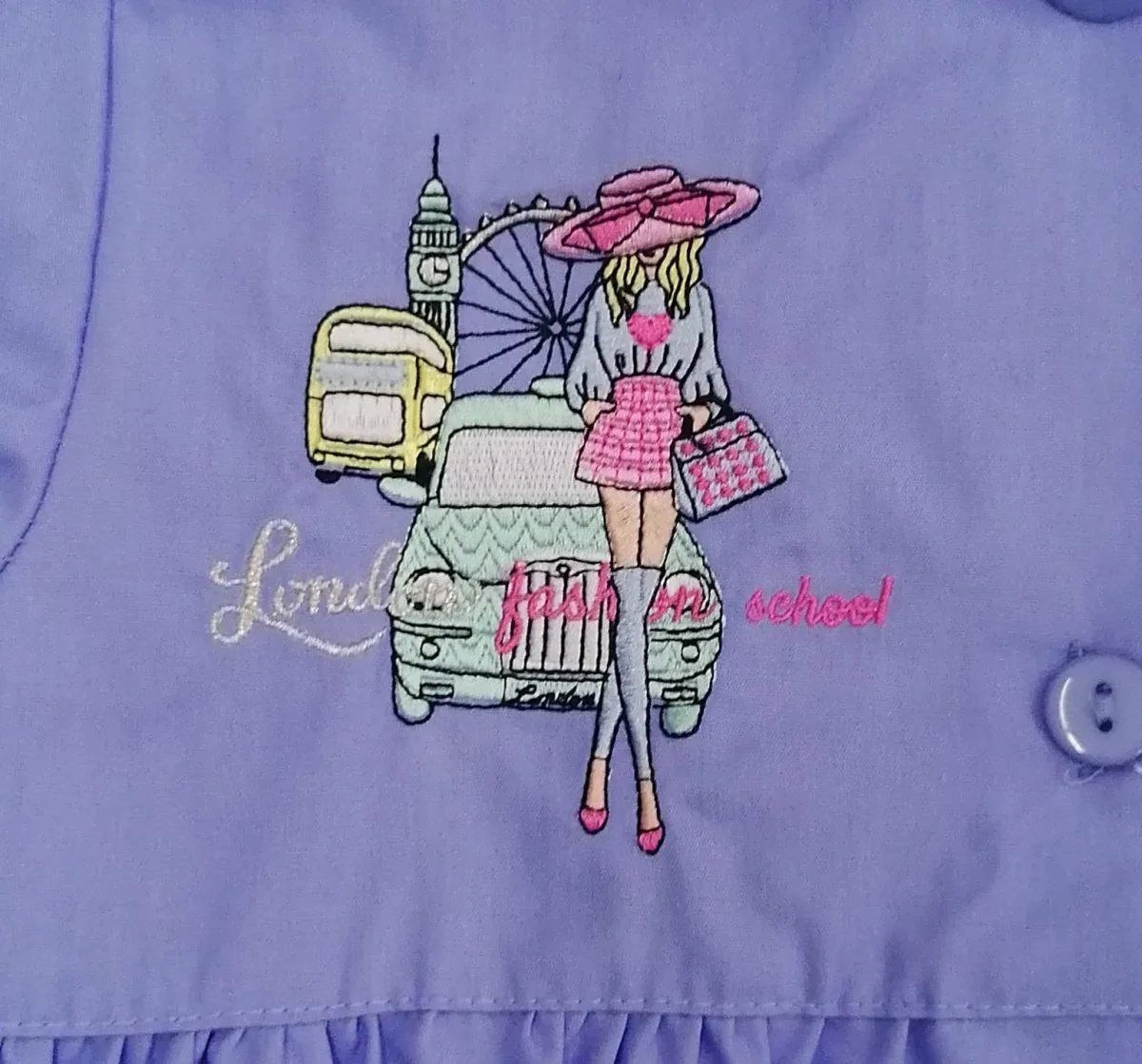 Grembiule scuola elementare bambina celeste Ambrosino Made in Italy ricamo London N103