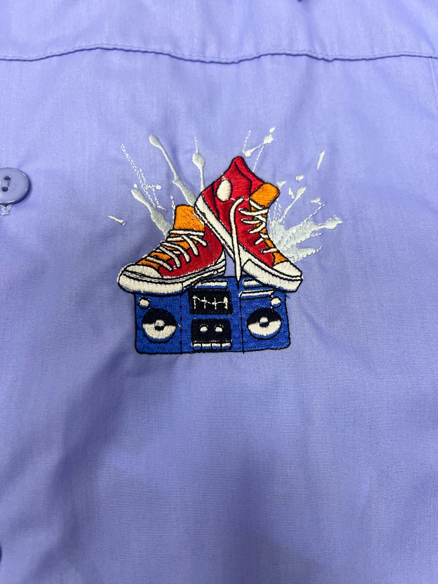 Grembiule scuola elementare celeste bambino celeste Ambrosino Made in Italy ricamo Sneaker S205