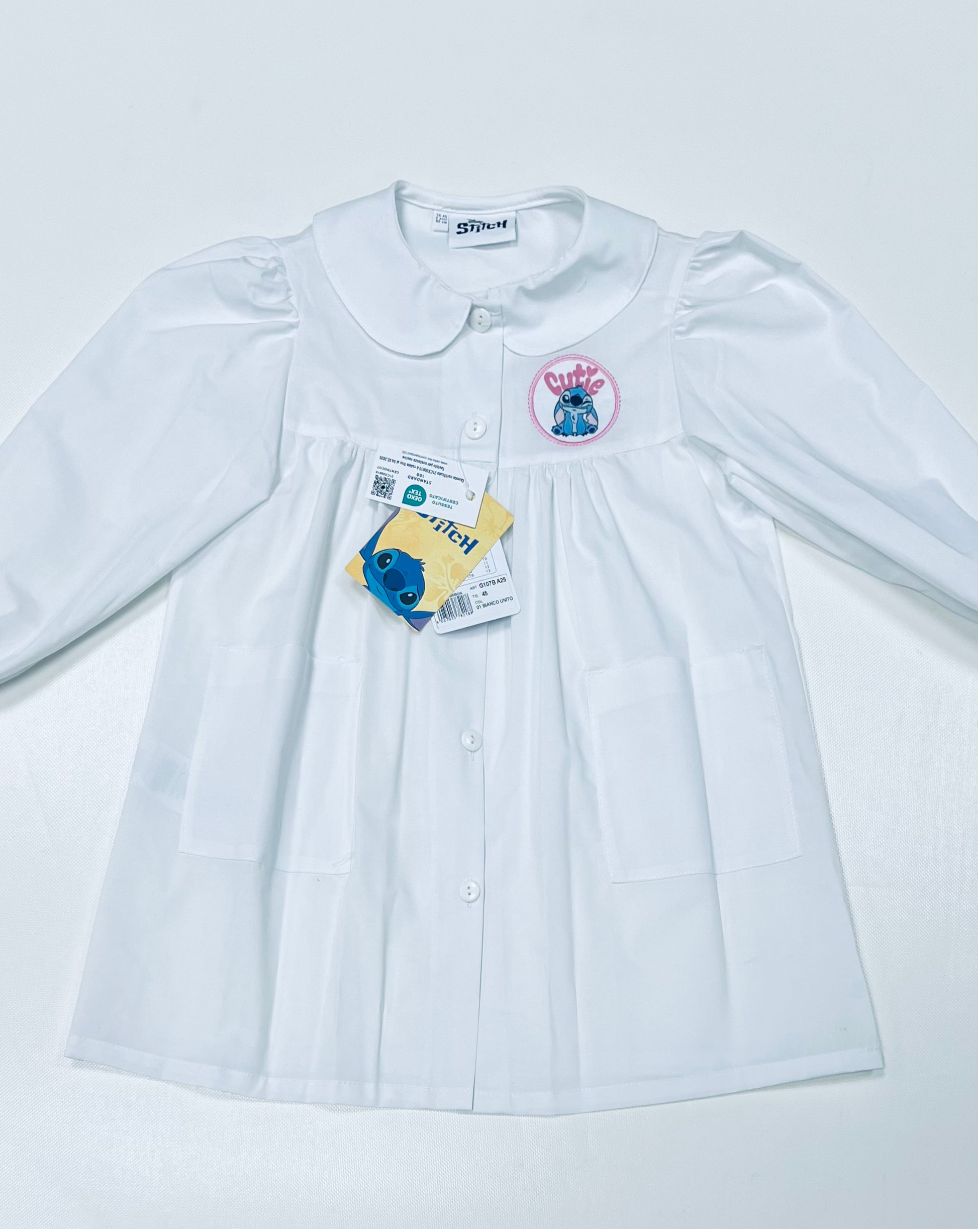 Grembiule asilo bianco bambina made in Italy con abbottonatura centrale Disney ricamo Stitch G107