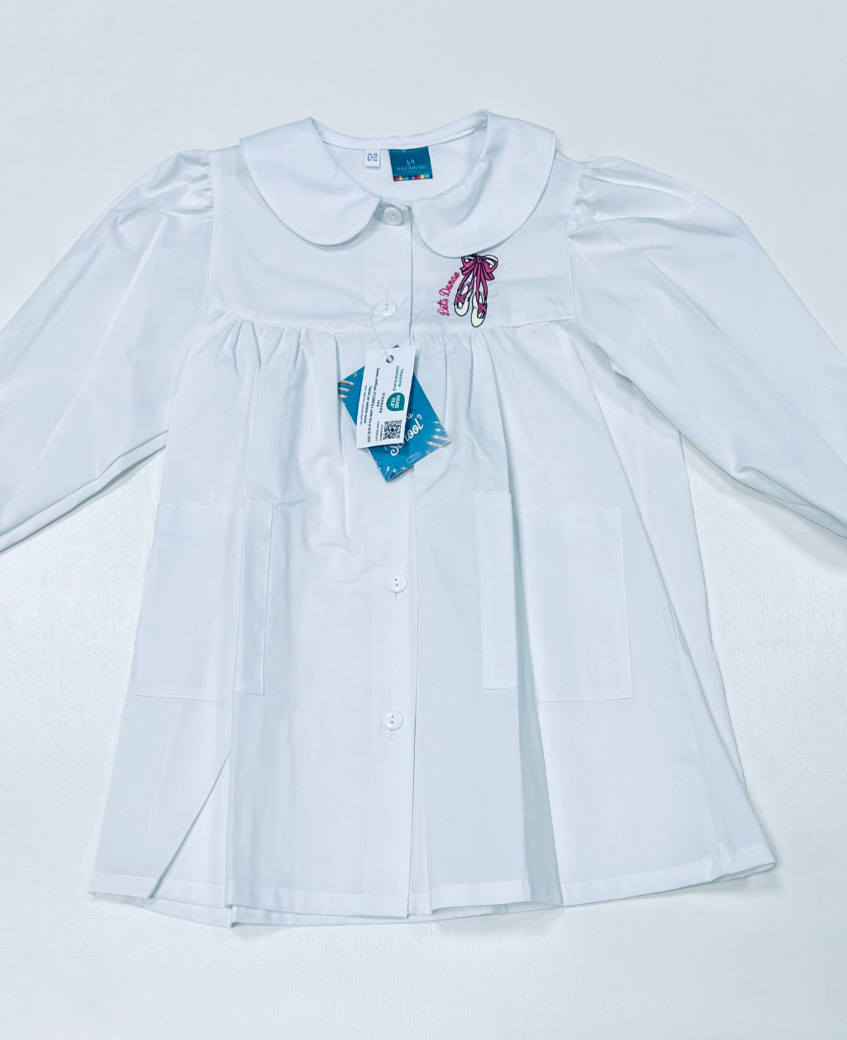 Grembiule asilo bambina bianco con abbottonatura centrale Nazareno Gabrielli ricamo Dance 0745