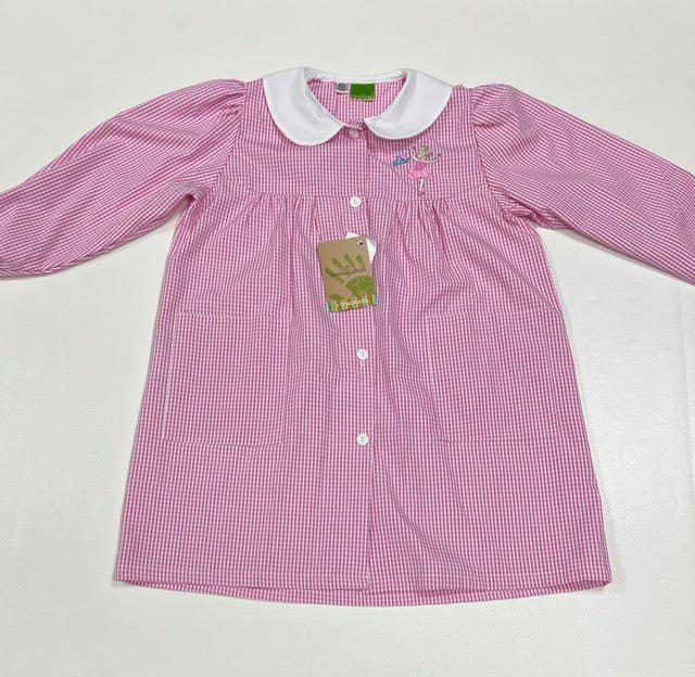 Grembiule asilo bambina quadretti rosa con abbottonatura centrale Nazareno Gabrielli ricamo Ballet 0743